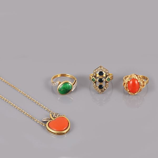 18kt gold lot of necklace and three rings