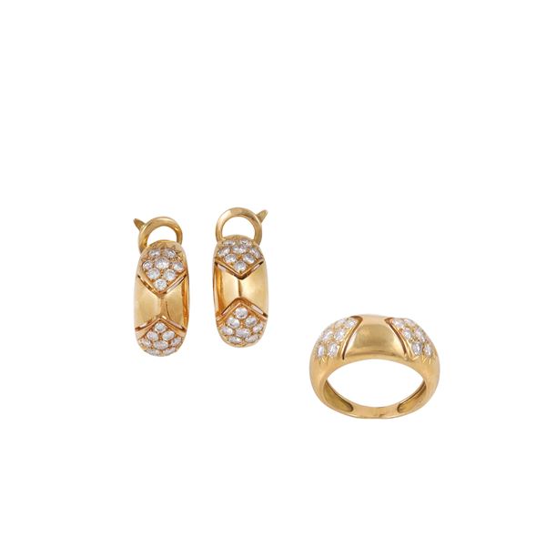 18KT GOLD AND DIAMONDS RING AND EARRINGS