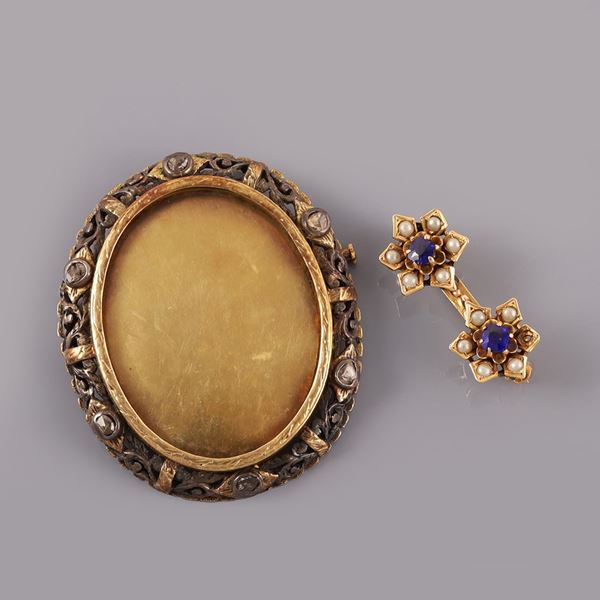 LOT OF TWO BROOCHES. 18KT GOLD, SILVER, ROSE CUT DIAMONDS AND SYNTHETIC GEMS