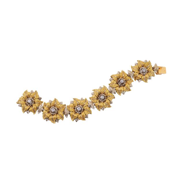 18KT GOLD AND DIAMONDS BRACELET