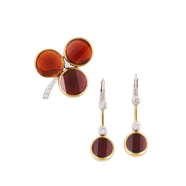 LOT OF EARRINGS AND BROOCH. 18KT GOLD, DIAMONDS AND GARNETS, POMELLATO "Cocktail"