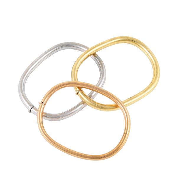 18KT GOLD SET OF THREE BRACELETS