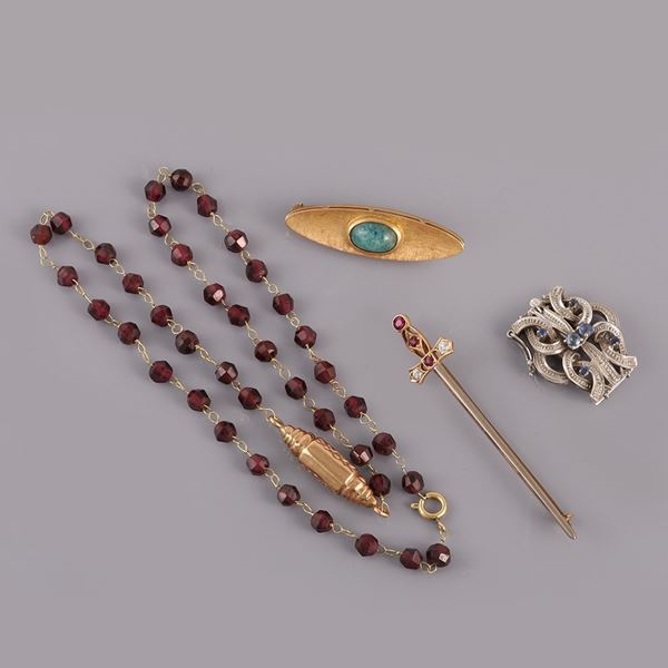 18KT GOLD LOT