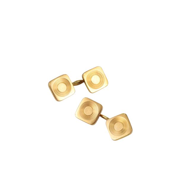 18KT GOLD CUFFLINKS