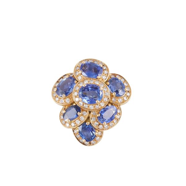 18KT GOLD BROOCH - PENDANT WITH SAPPHIRES AND DIAMONDS  - Auction IMPORTANT JEWELS AND FINE SILVER - Casa d'Aste International Art Sale