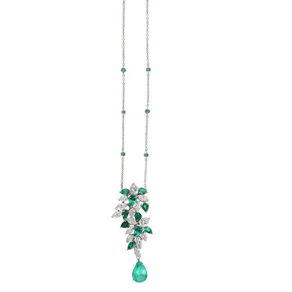 18KT GOLD, EMERALDS AND DIAMONDS NECKLACE, BY CUSI