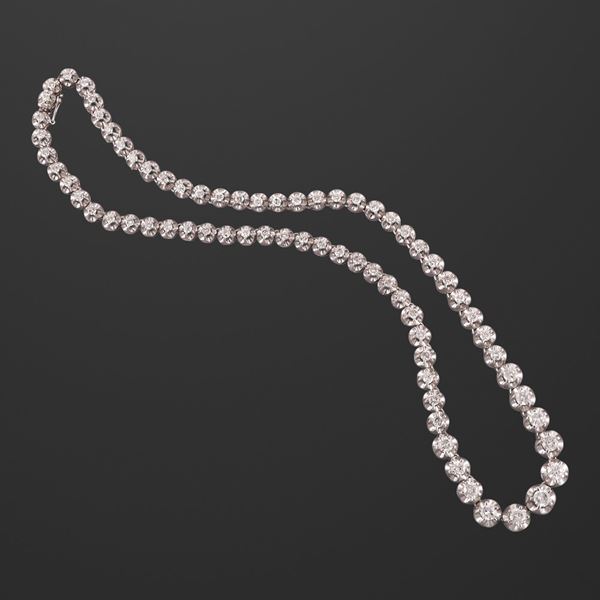 18KT GOLD AND DIAMONDS NECKLACE