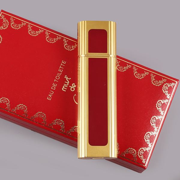 GOLDEN METAL AND ENAMEL FRAGRANCE HOLDER, LE MUST DE CATIER 
