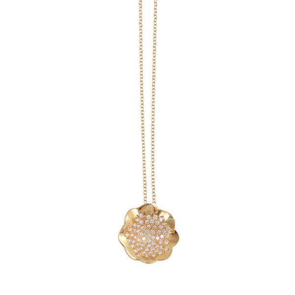 * 18KT GOLD PENDANT WITH DIAMONDS AND CHAIN