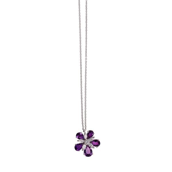 * 18KT GOLD PENDANT AND CHAIN WITH DIAMONDS AND AMETHYST