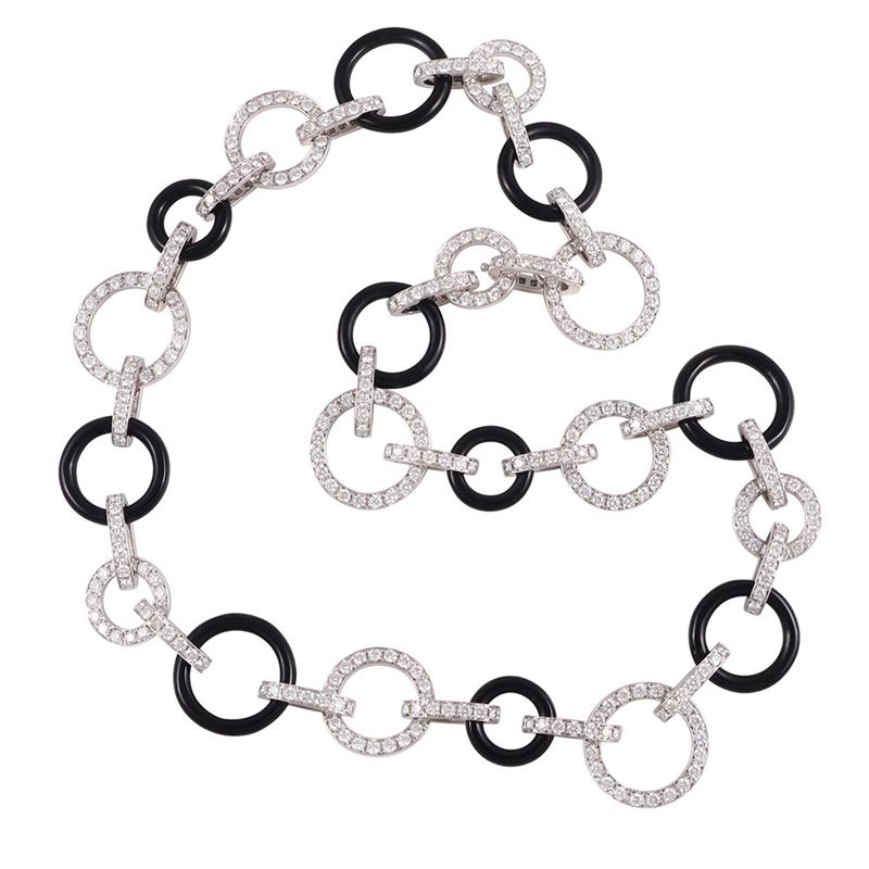 * Collana