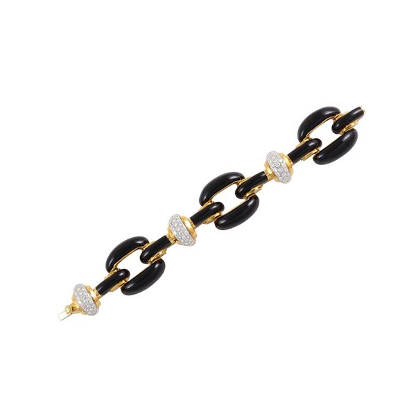 18KT GOLD, DIAMONDS AND ENAMEL BRACELET
