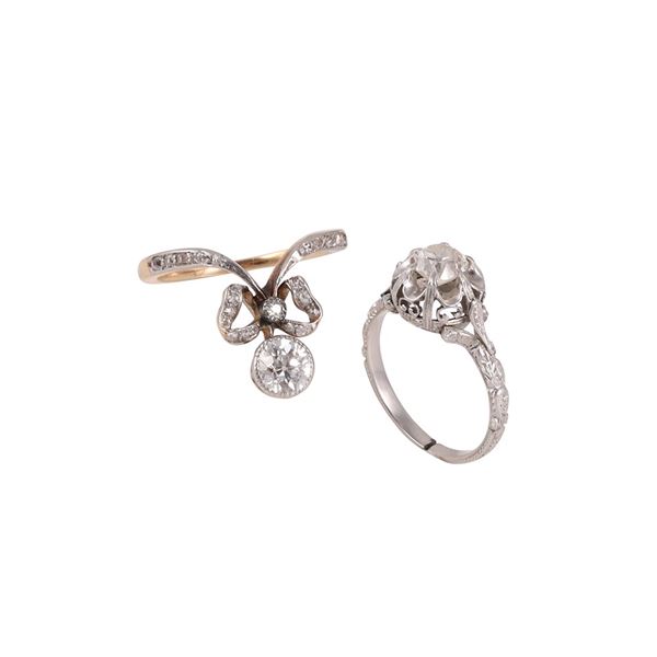 LOT OF TWO RINGS WITH OLD EUROPEAN CUT DIAMONDS. PLATINUM AND 18KT GOLD.