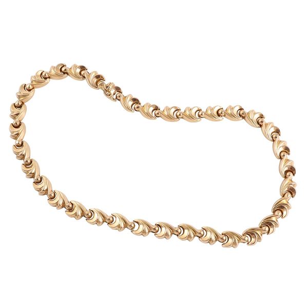 18KT GOLD NECKLACE