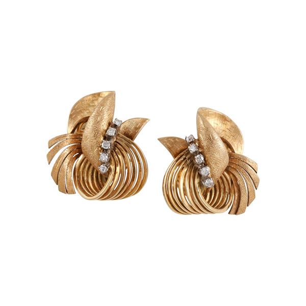 18KT GOLD, PLATINUM AND DIAMONDS CLIP EARRINGS  - Auction IMPORTANT JEWELS AND FINE SILVER - Casa d'Aste International Art Sale