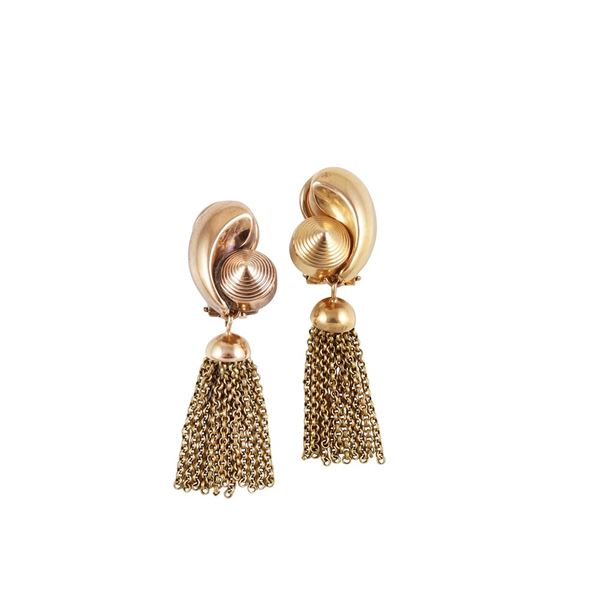 18KT GOLD EARRINGS