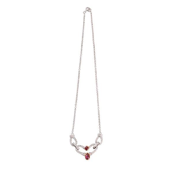 18KT GOLD, DIAMONDS AND RUBIES NECKLACE