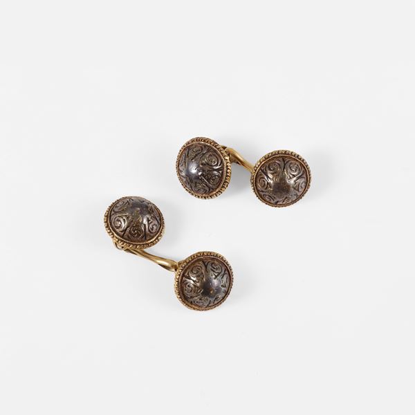18KT GOLD AND SILVER CUFFLINKS