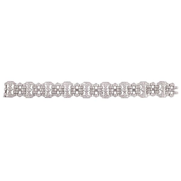 PLATINUM AND DIAMONDS BRACELET