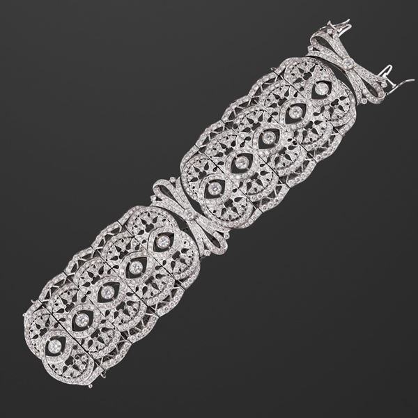 18KT GOLD AND DIAMONDS BRACELET
