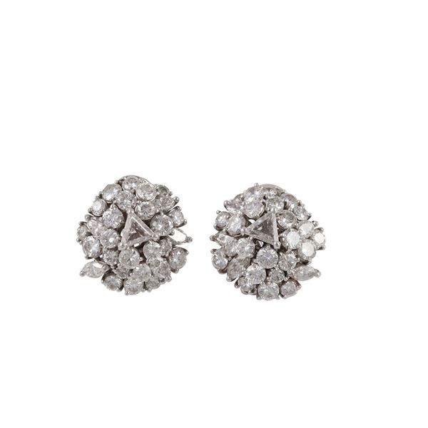 18KT GOLD AND DIAMONDS CLIP EARRINGS