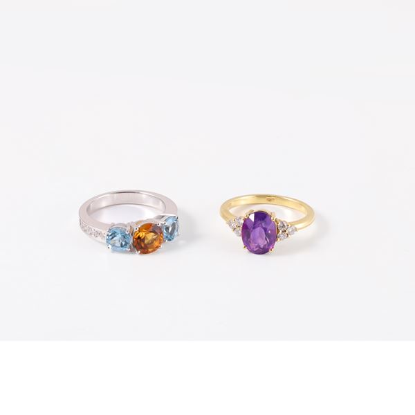 18KT GOLD LOT OF TWO RINGS WITH QUARTZ, AMETHYST AND DIAMONDS