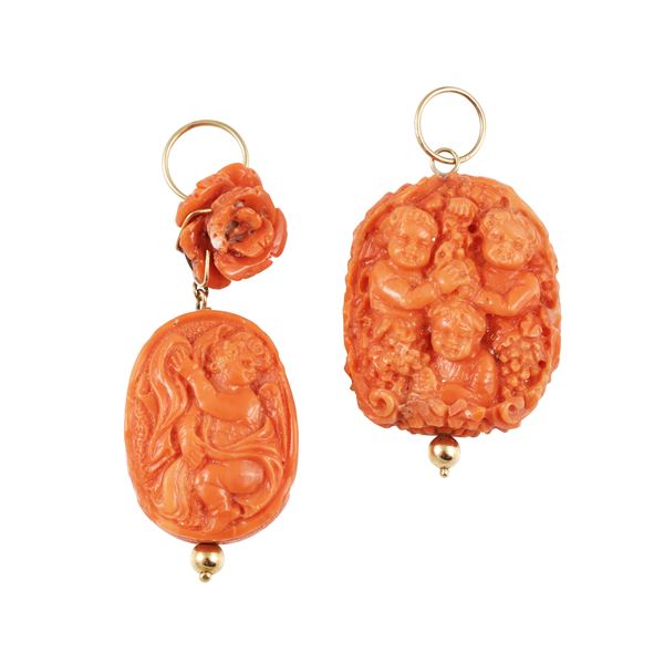 ~ 18KT GOLD LOT OF TWO PENDANTS WITH ENGRAVED CORALS