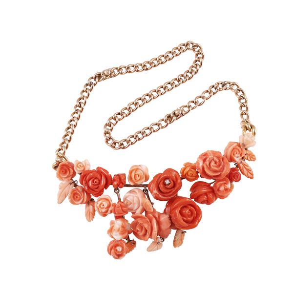 18KT GOLD AND SILVER NECKLACE WITH CORAL