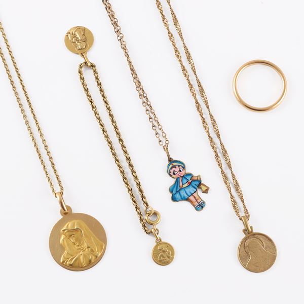 LOT OF 18KT GOLD JEWELRY