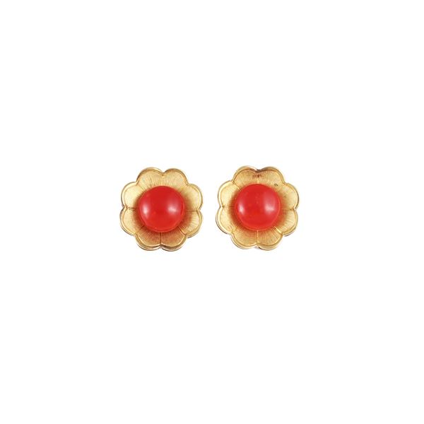 ~ 18KT GOLD EARRINGS WITH TWO CORALS