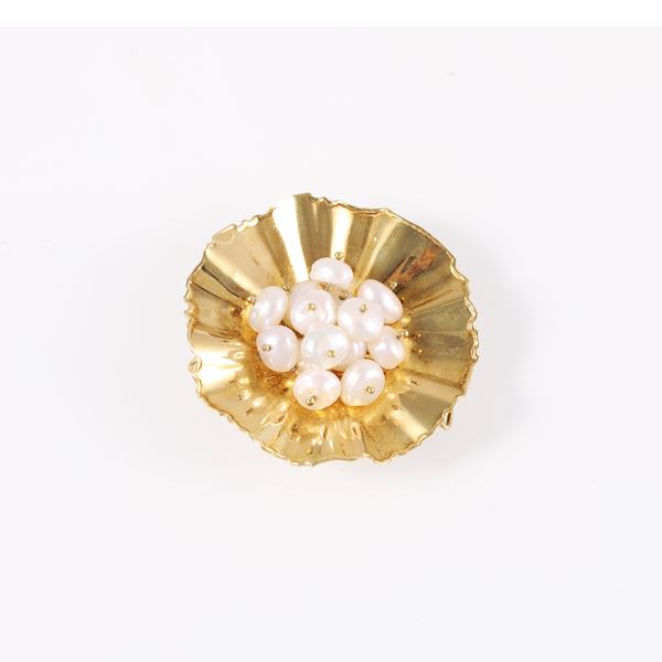 18KT GOLD AND FRESHWATER PEARLS BROOCH-PENDANT