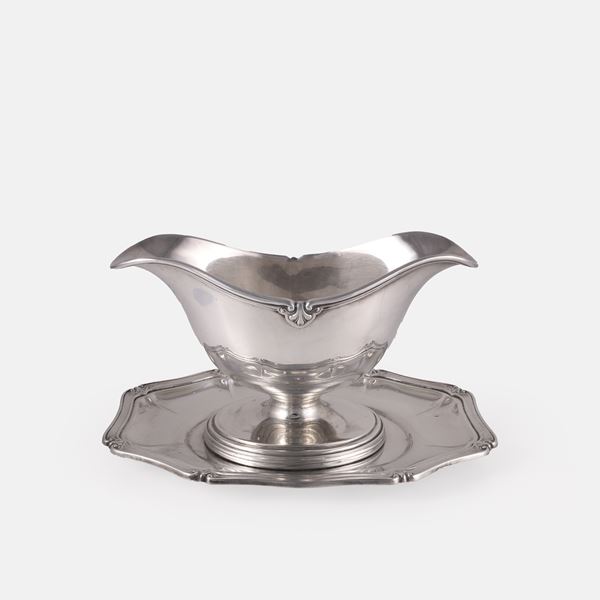800 SILVER GRAVY BOAT