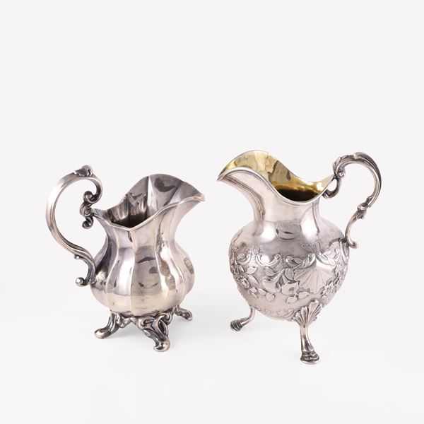 LOT OF TWO MILK JUGS IN 925 AND 800 SILVER