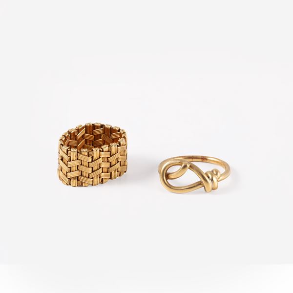 LOT OF TWO 18KT GOLD RINGS