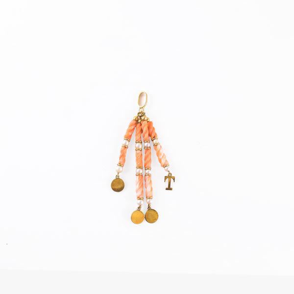 18KT GOLD PENDANT WITH CORAL AND PEARLS 