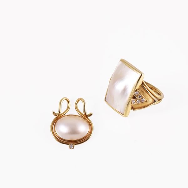 18KT GOLD LOT OF RING AND PENDANT WITH MABE AND DIAMONDS  - Auction JEWELS AND SILVERS - Casa d'Aste International Art Sale