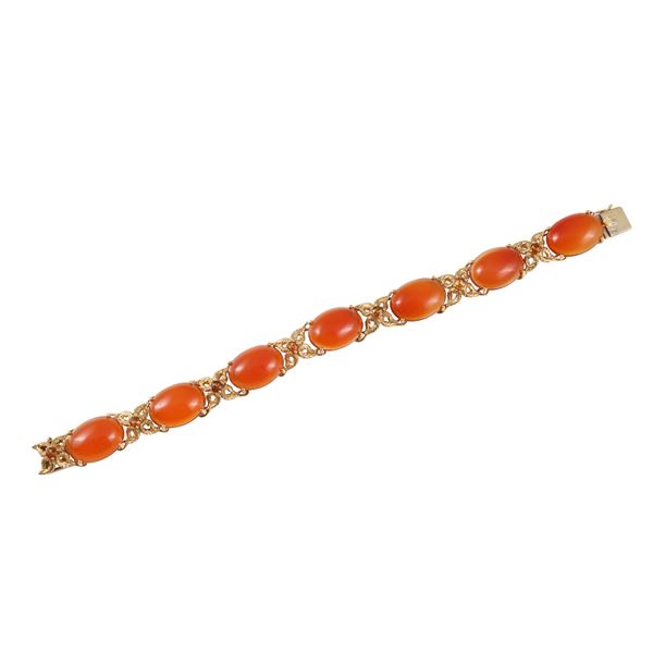~ 18KT GOLD BRACELET WITH CARNELIAN AND QUARTZ