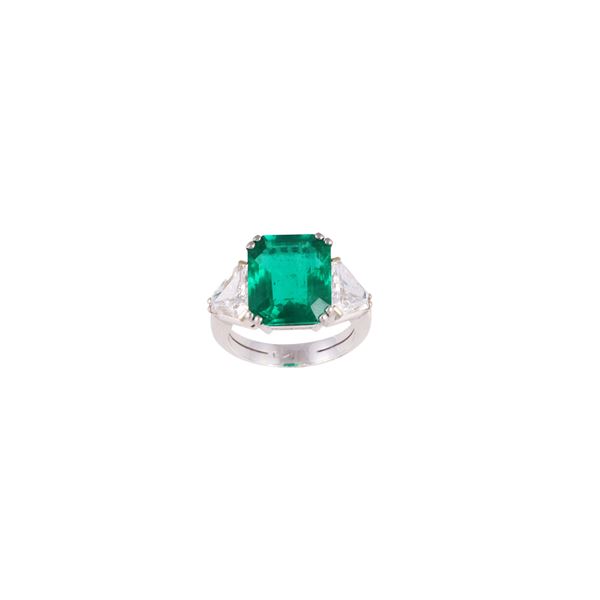 ANELLO, SMERALDO COLOMBIA  - Asta GIOIELLI IMPORTANTI - Casa d'Aste International Art Sale