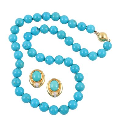 Collana e orecchini in oro giallo con sfere di turchese e brillanti