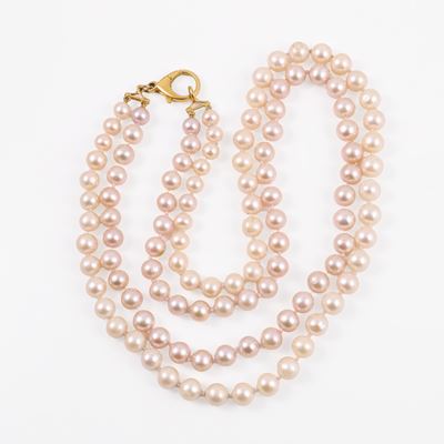 Collana di perle d'acqua dolce a due fili con chiusura in oro giallo