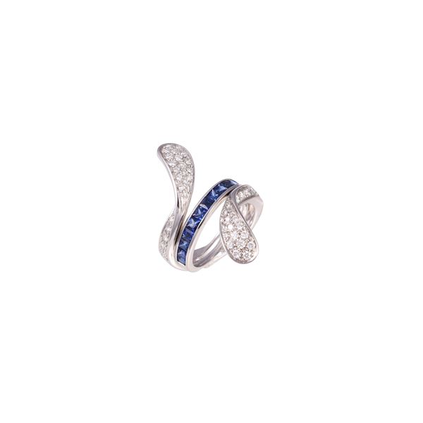 * 18KT GOLD RING WITH DIAMONDS AND SAPPHIRES  - Auction IMPORTANT JEWELRY - Casa d'Aste International Art Sale