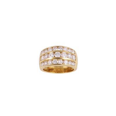 Anello in oro giallo con brillanti