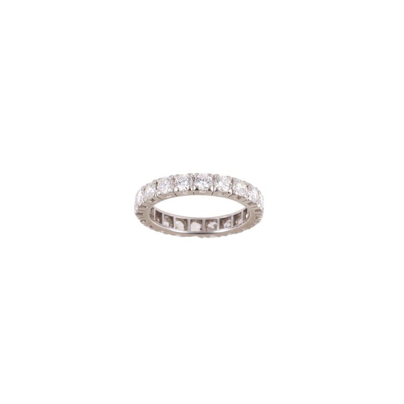 Anello rivière in oro bianco con brillanti, 1,20 ct