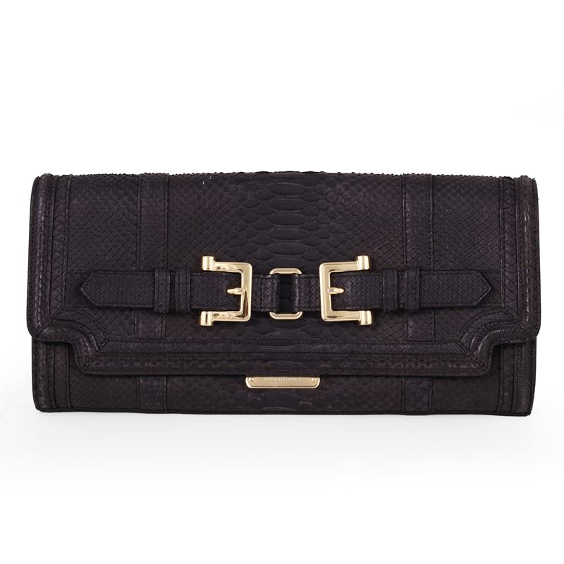 Burberry, Clutch nera in pelle con fibbie dorate