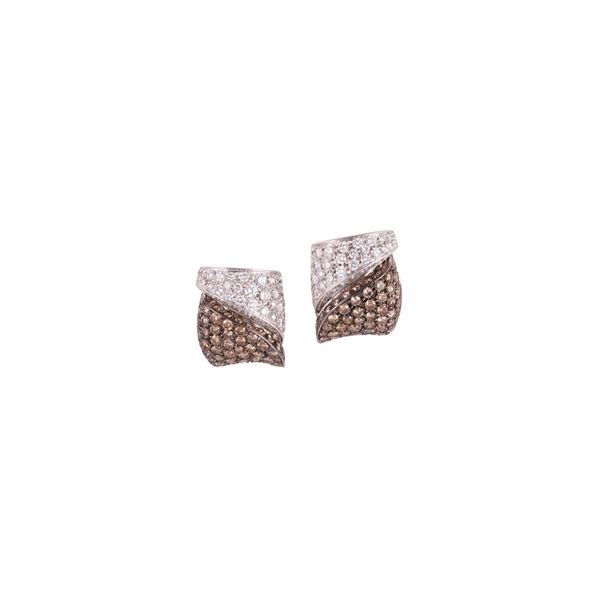 18KT GOLD EARRINGS WITH BROWN AND COLORLESS DIAMONDS, BY CRIVELLI