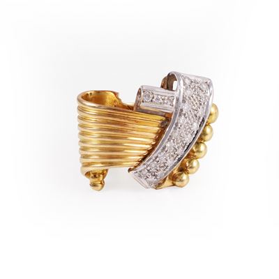 Anello in oro giallo e bianco con brillantezze