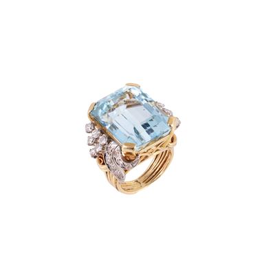 Anello con grande acquamarina e brillanti, anni '40, Francia