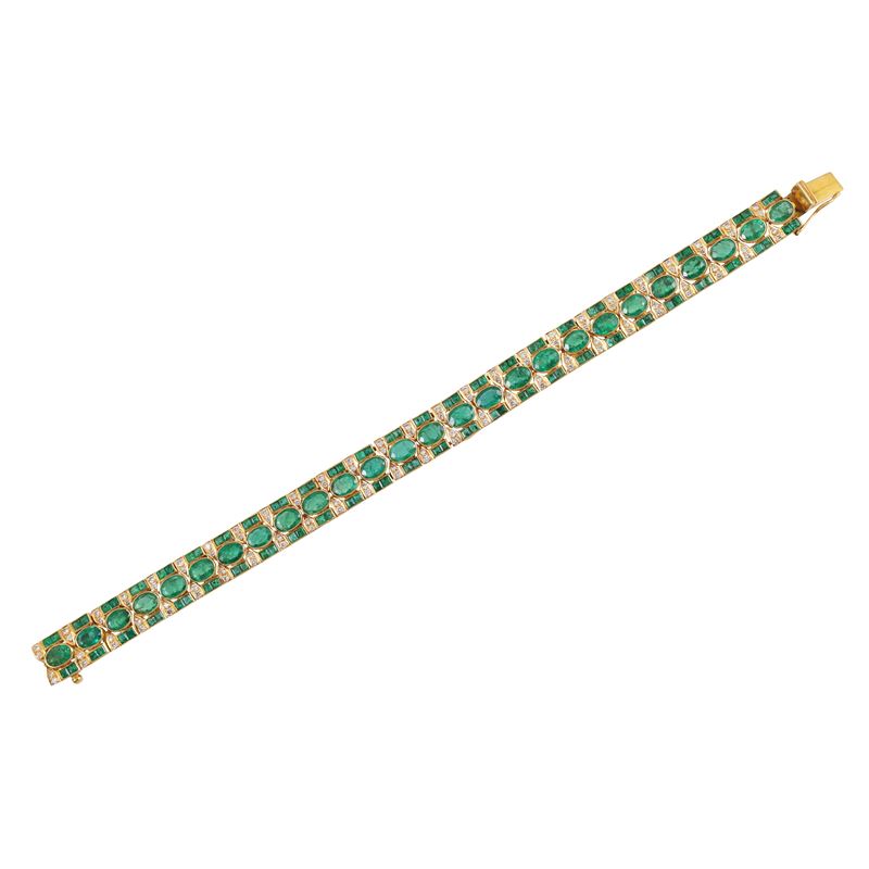 Bracciale in oro giallo con smeraldi e brillanti