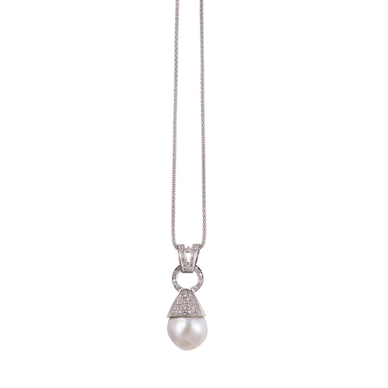 Pendente in oro bianco con perla coltivata 'South Sea' e brillanti