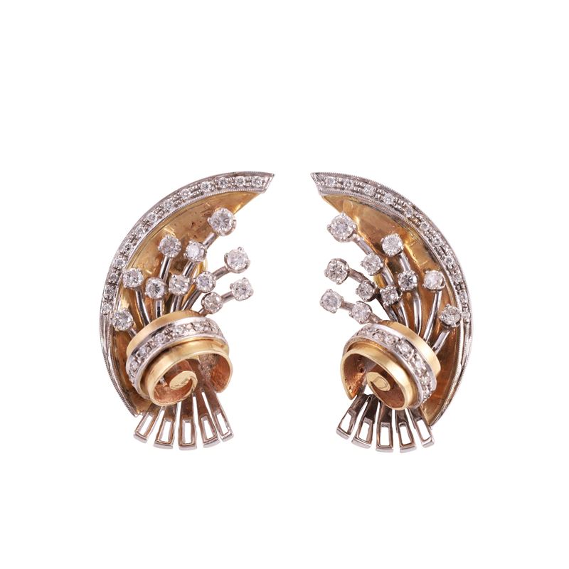 Orecchini in oro 9KT con brillanti, stile bouquet